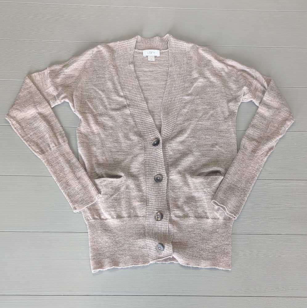 Ann Taylor Loft Women's Tan/Beige/Brown Pockets Vneck Cardigan Sweater Small S